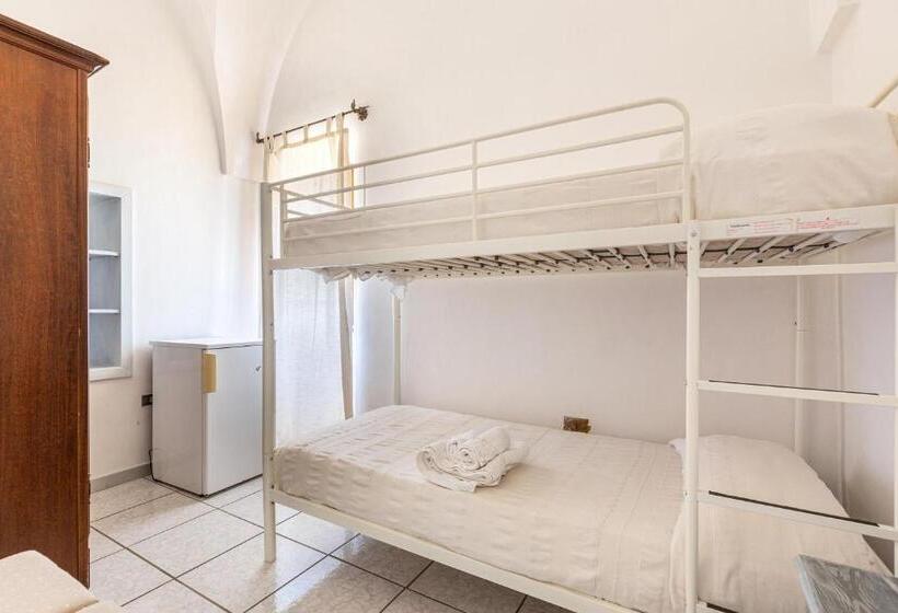 اتاق استاندارد چهار تخته, Agriturismo Masseria Carrone
