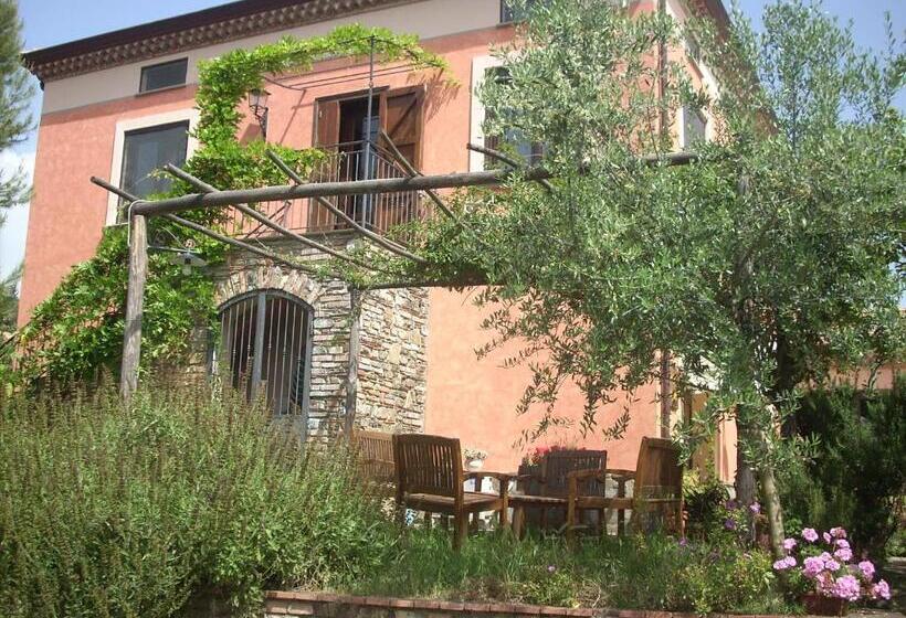 Номер Стандарт, Agriturismo I Moresani