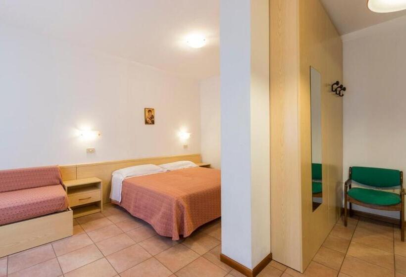 Студия Стандарт, Residence Piccolo