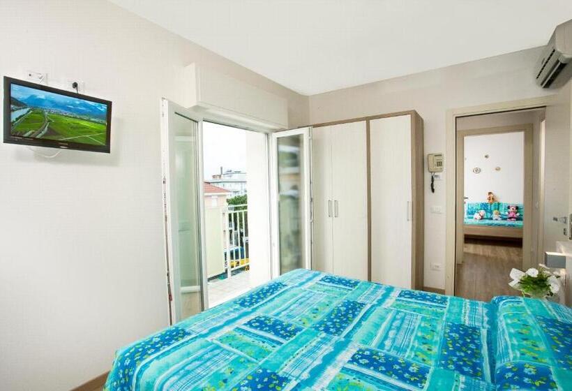 ２ベッドルームアパートメント, Beach Residence