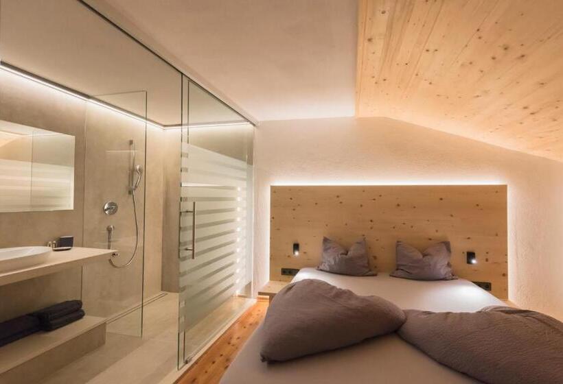 Семейные Апартаменты, Residence Garni Haus Tschenett