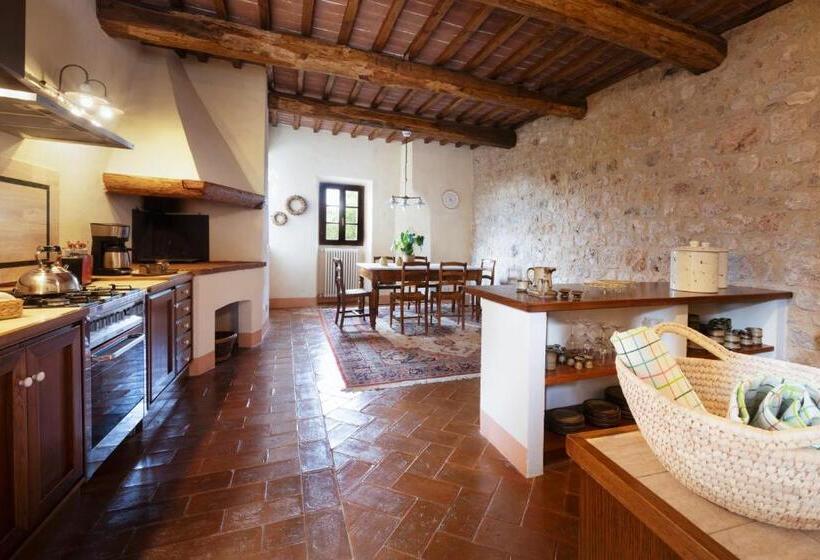 آپارتمان 1 خوابه همکف, Villa Montecastello