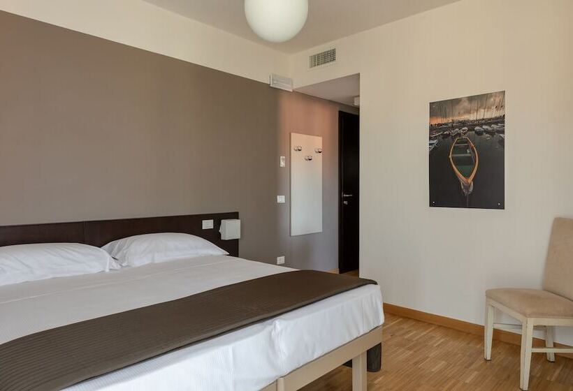 스탠다드 룸, Vialeromadodici Rooms & Apartments