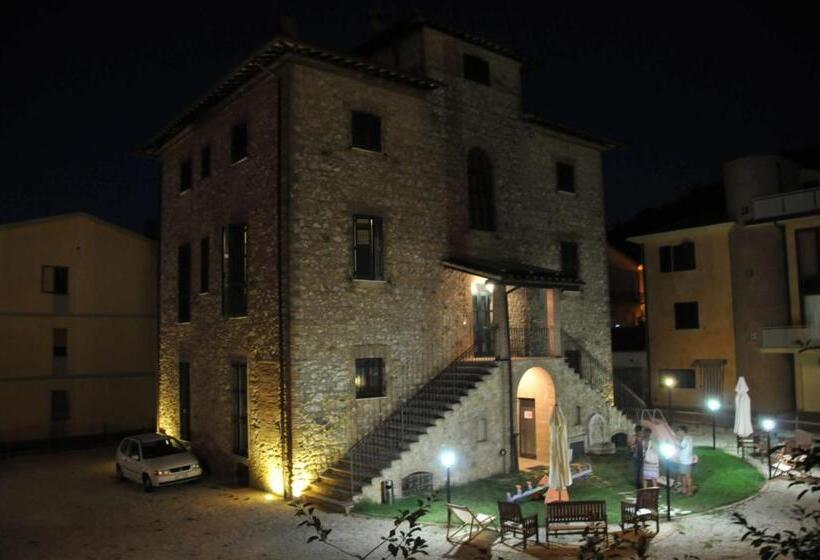 Апартаменты 4 Спальни, Villa Regina