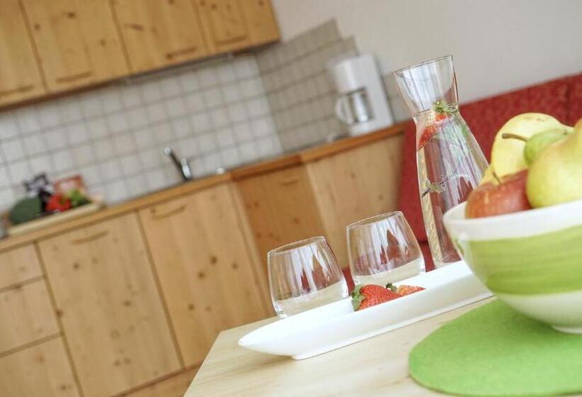 Апартаменты 1 Спальня с Балконом, Residence Walder