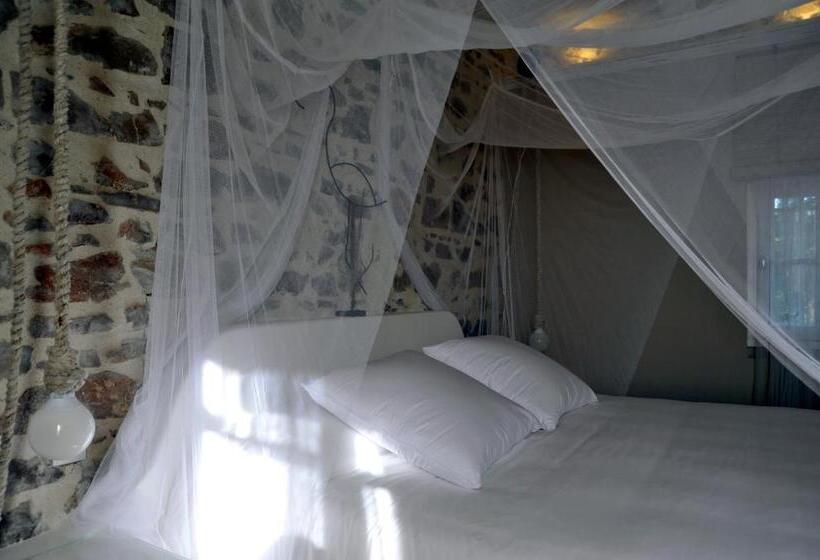 اتاق سوپریور, Le Moulin De Saint Laurent