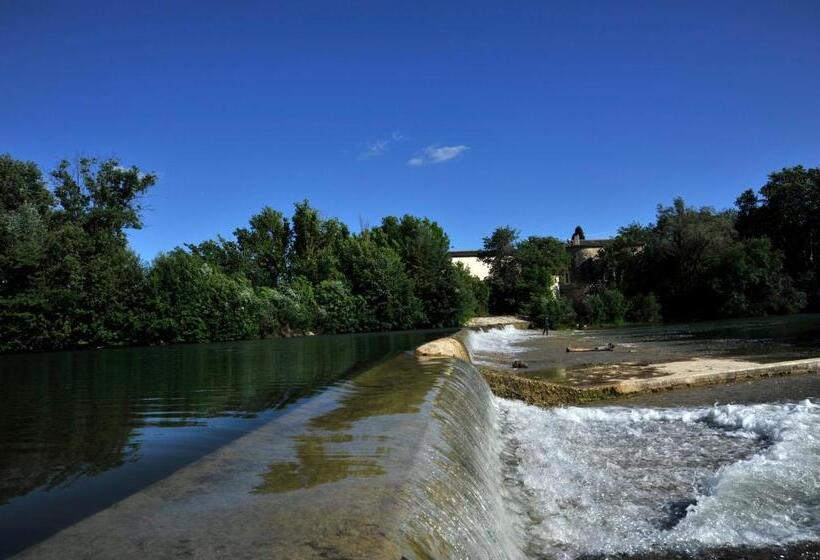 اتاق سوپریور با چشم‌انداز رودخانه, Le Moulin De Saint Laurent