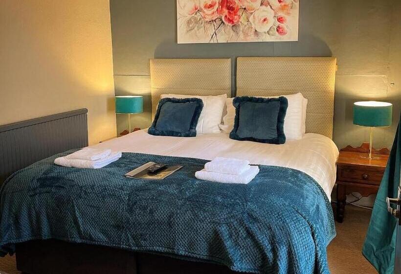 Номер Стандарт, The Coach And Horses Inn