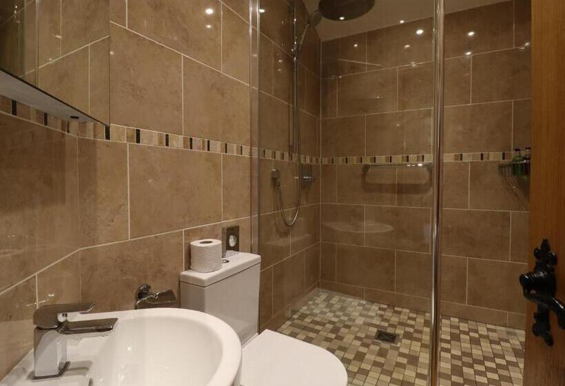 Президентский Люкс, Green Grove Country House