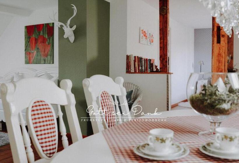 Апартаменты 2 Спальни, Ferienwohnung Gott Sei Dank