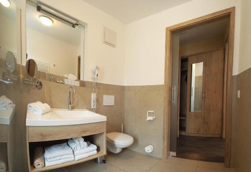 اتاق استاندارد برای معلولان, Gasthof Bögl