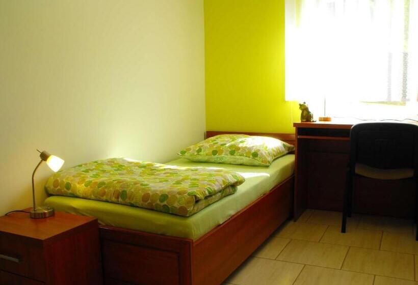 Номер Стандарт, Pension Froschprinz