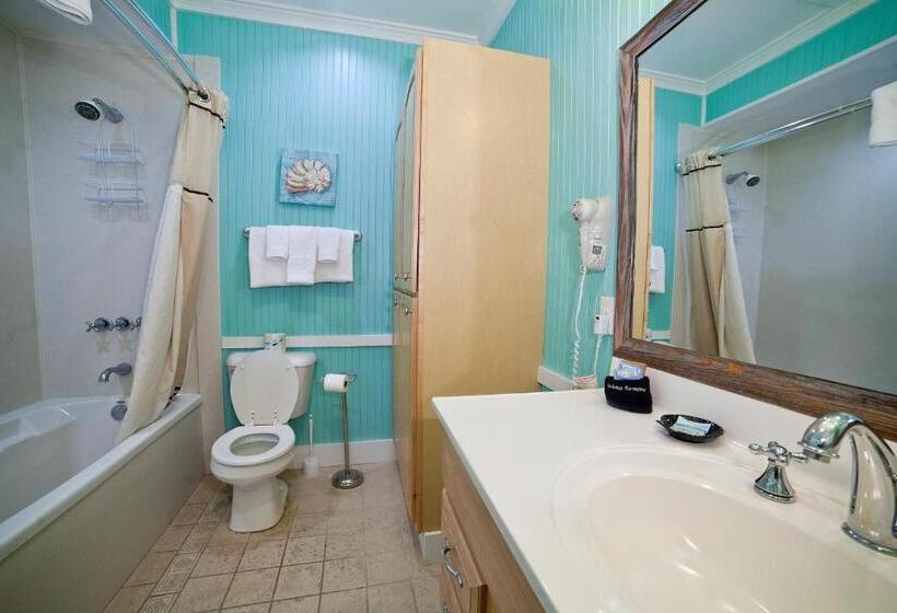 سوییت خانوادگی, Georgianne Inn & Suites Check In 212 Butler Ave