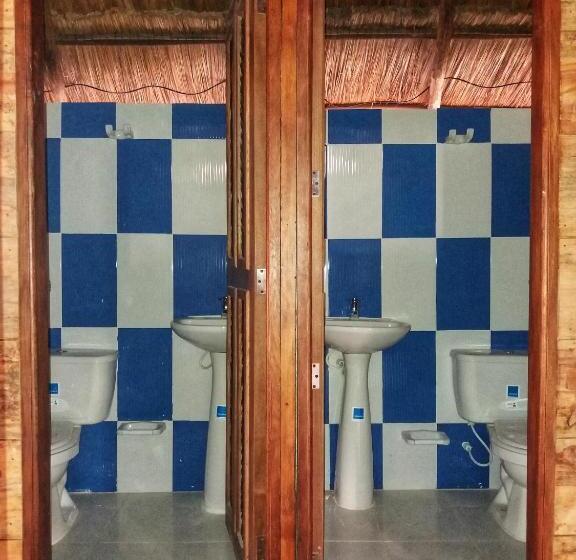 공동 객실, Hostal Nibuni Palomino