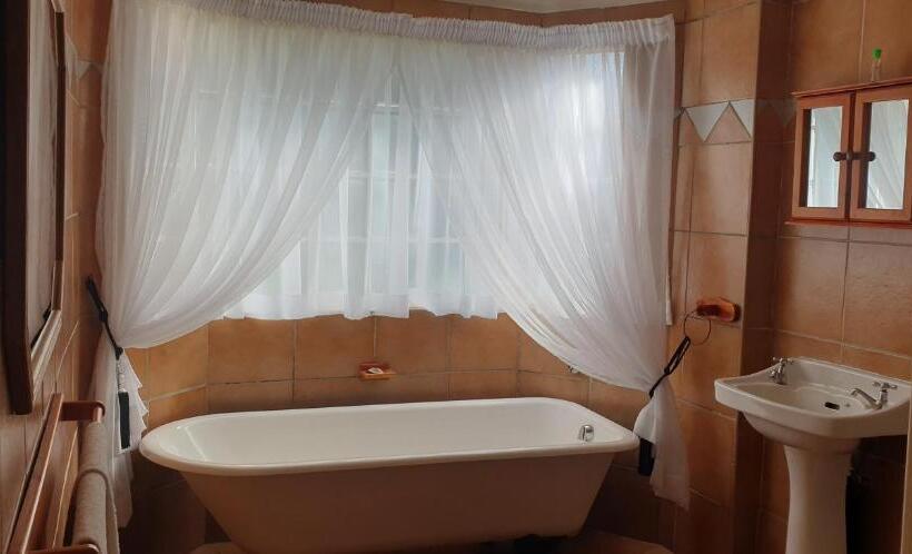 Семейное Бунгало, Anna Boeremeisie Guesthouse