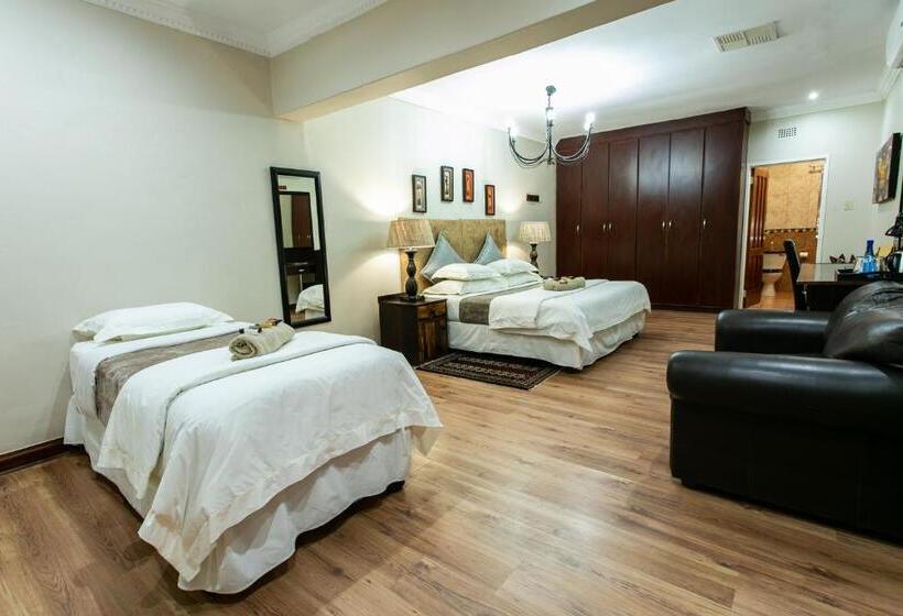 디럭스 룸 가든 전망, Royl Court Guesthouse