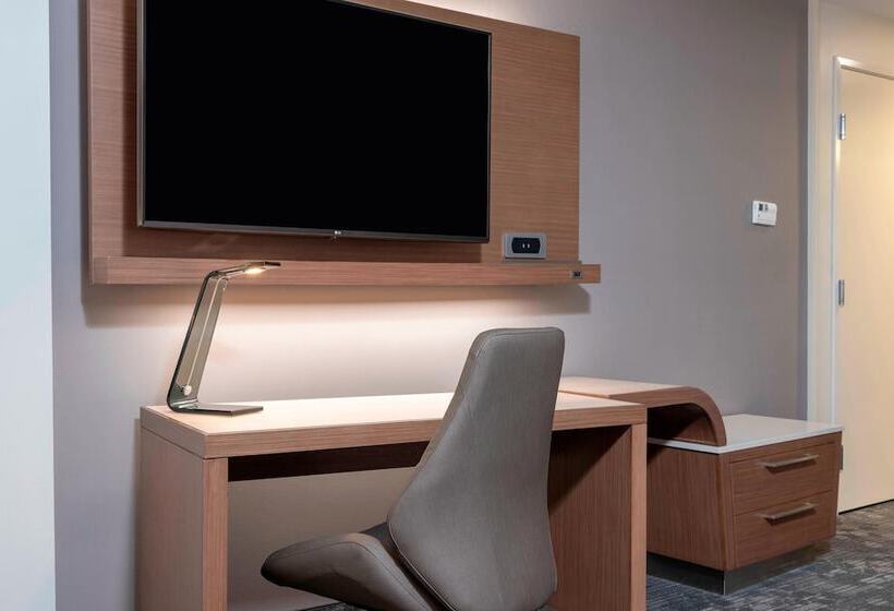 Номер Стандарт, Courtyard By Marriott Cleveland Elyria