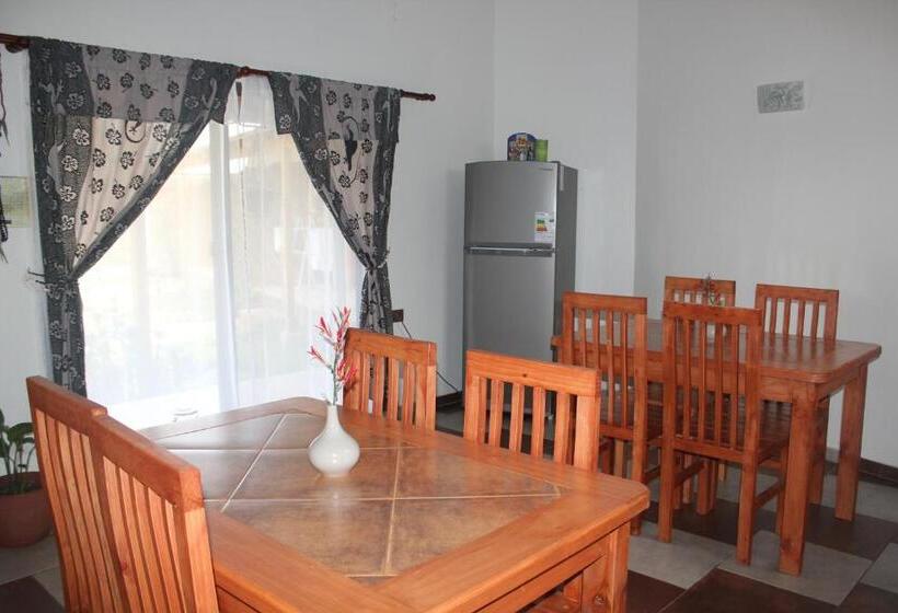 Семейный Номер, Hostal Y Cabañas Aorangi