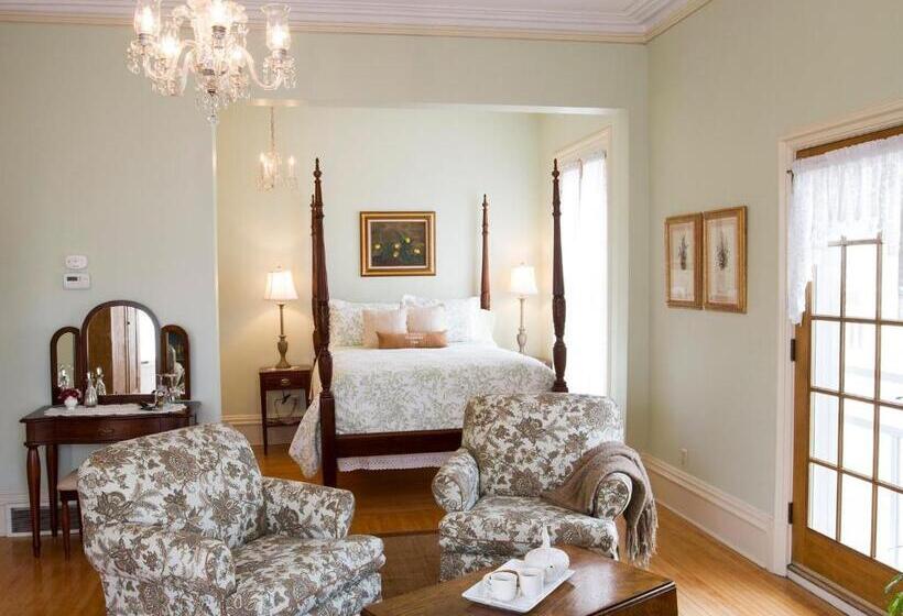 Люкс Повышенной Комфортности, The Foxglove Inn