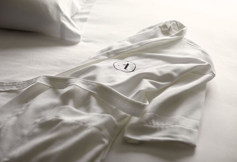 스탠다드 룸 킹사이즈 침대, Archer Hotel Florham Park