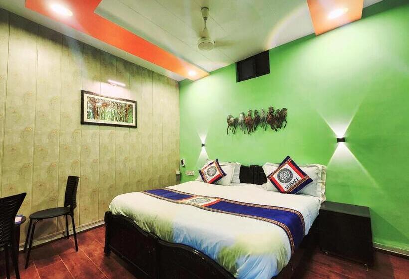 Номер Стандарт с Террасой, Shaleen Elegance Homestay Nakki Lake 400 Meters