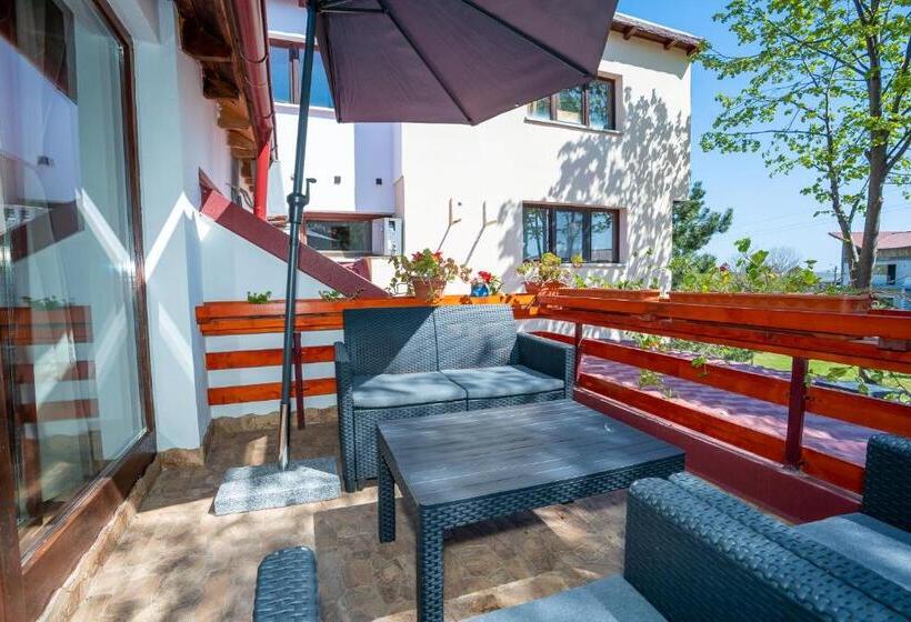 سوییت, Casa Nikita