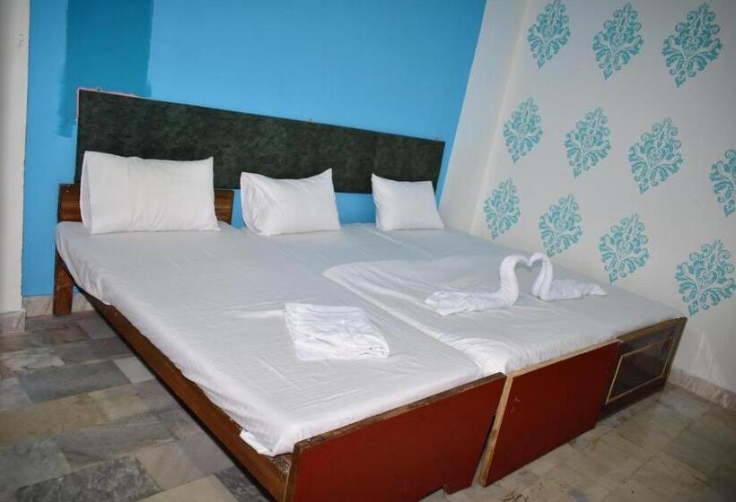 家庭间, Sandhya Guest House Varanasi Near Ganga River