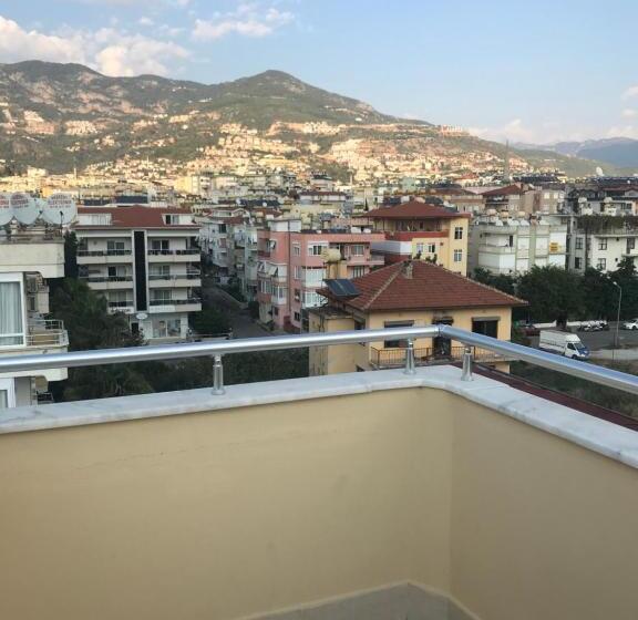 Apartamento 1 Dormitório com Sacada, Serendi Apart