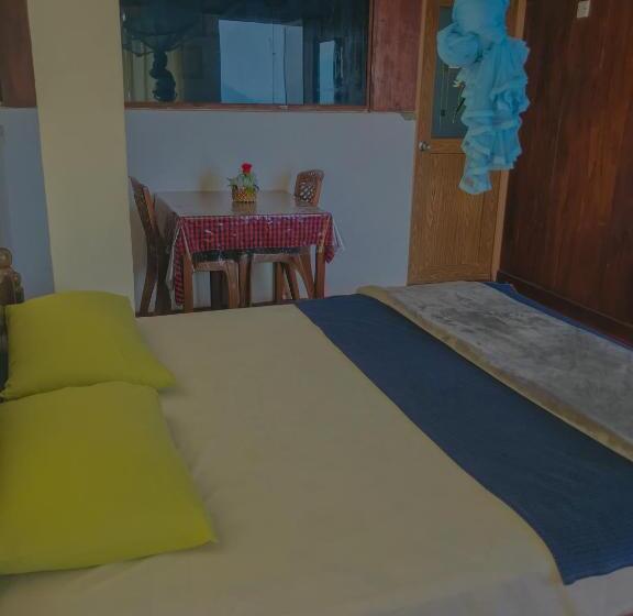 Quarto Economy, Rosenka Haputhale