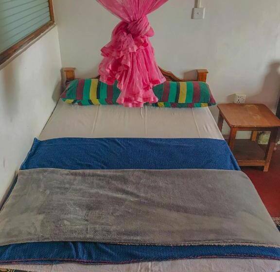 Quarto Economy, Rosenka Haputhale