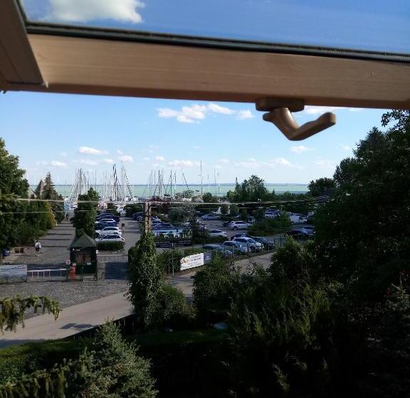 스탠다드 룸, Sorompó Vendégház