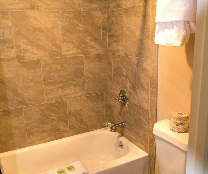 标准间, Abram Inn & Suites