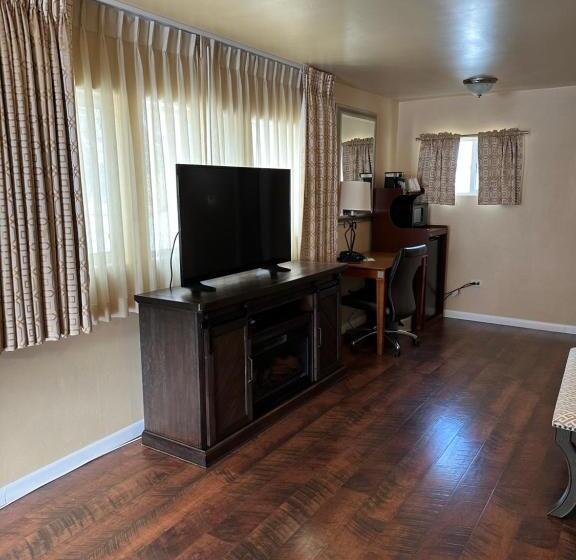 标准间, Abram Inn & Suites