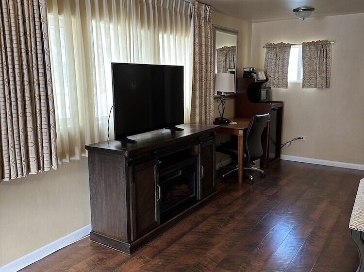 スタンダードルーム, Abram Inn & Suites
