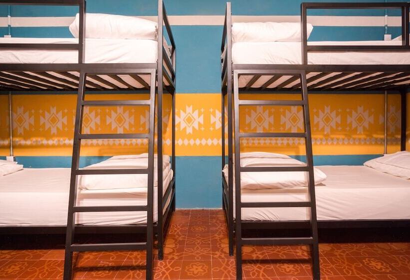 Кровать в Общей Комнате, Socialtel Atitlan   Formerly Selina Atitlan