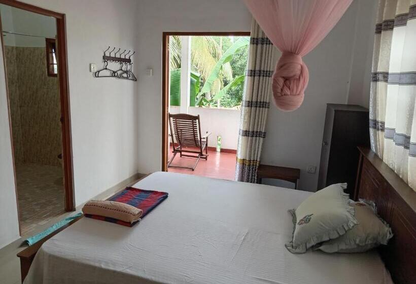 Standard Room with Balcony, Methdunu