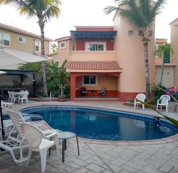 オーシャンビュースイート, Coco Cabañas And Casitas Vacation Rentals