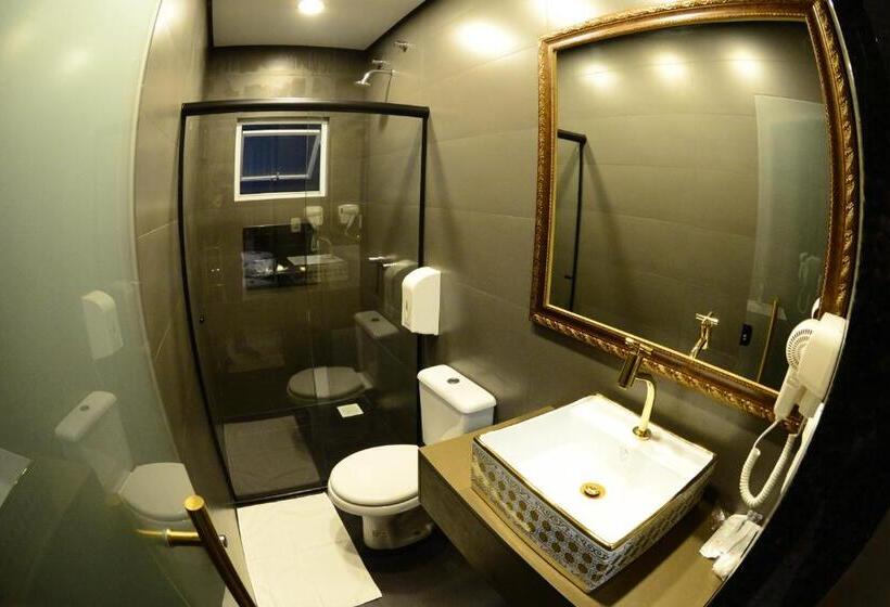 디럭스 룸, Helus Motel