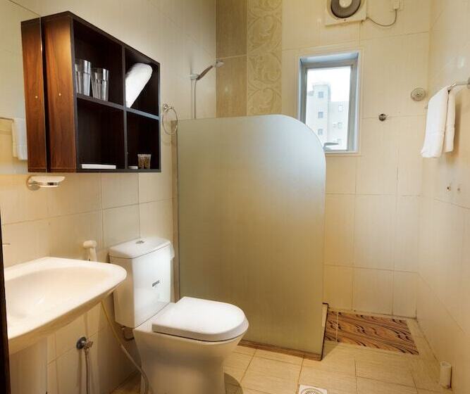 Апартаменты 2 Спальни, Gardens View Apart