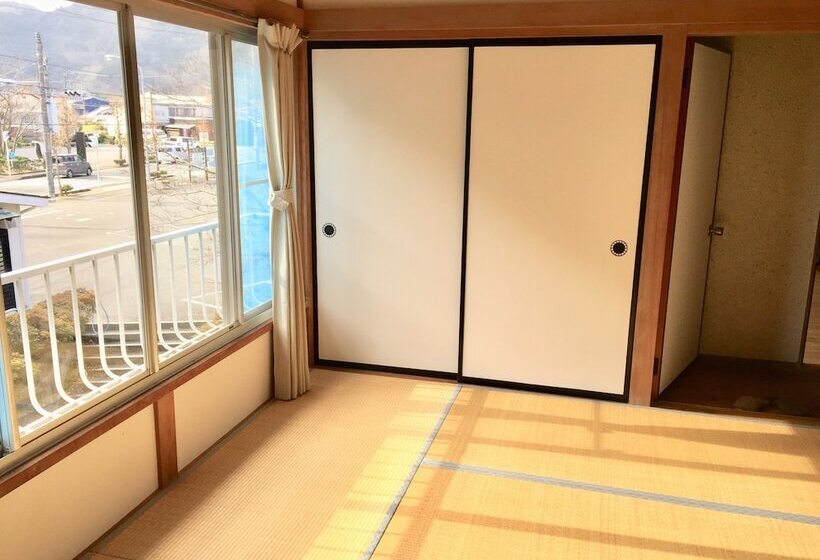 Семейный Номер, Guest House Itokawa