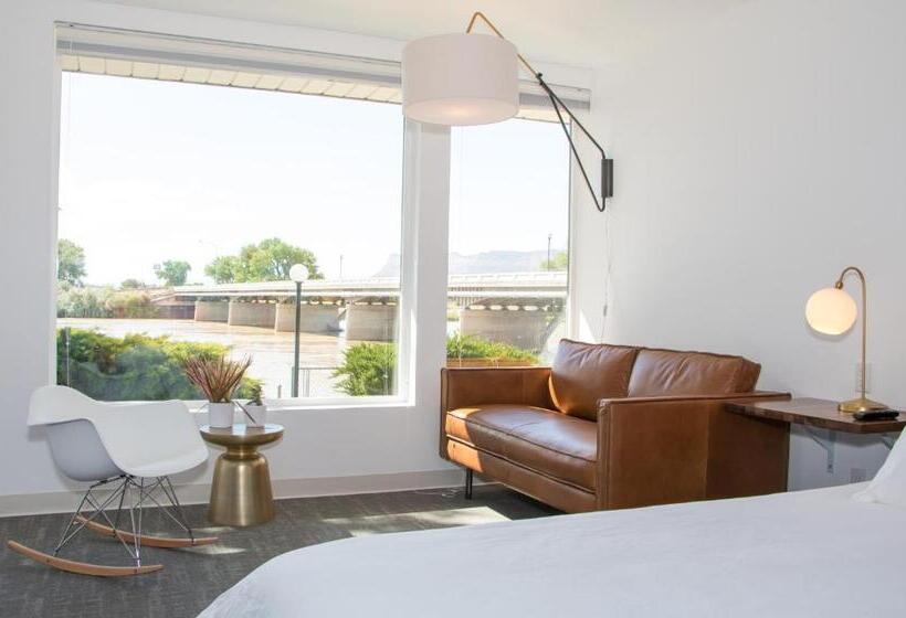 Номер Стандарт, Skyfall Guestrooms