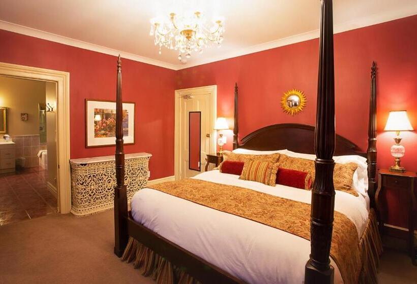 Номер Deluxe Кровать Кинг, The Woodview Inn