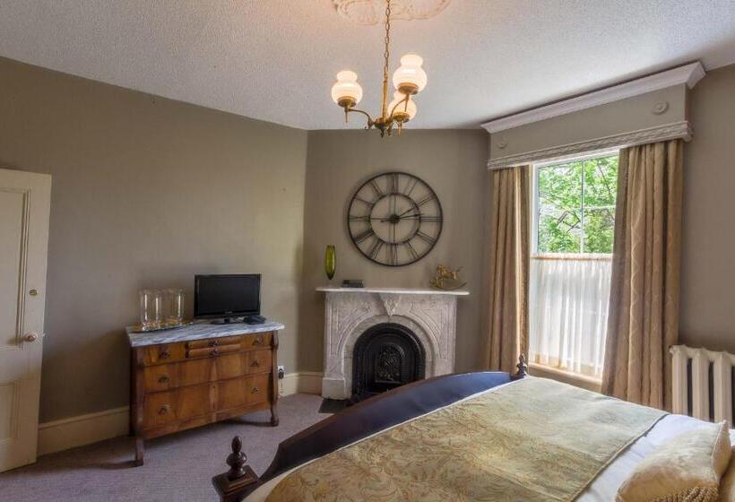 Номер Deluxe Кровать Кинг, The Woodview Inn