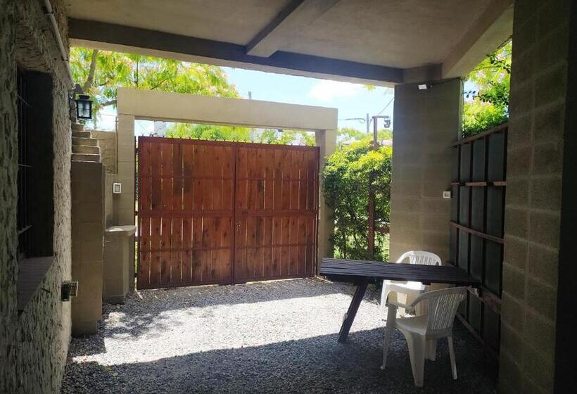 标准平房, Cabañas El Refugio