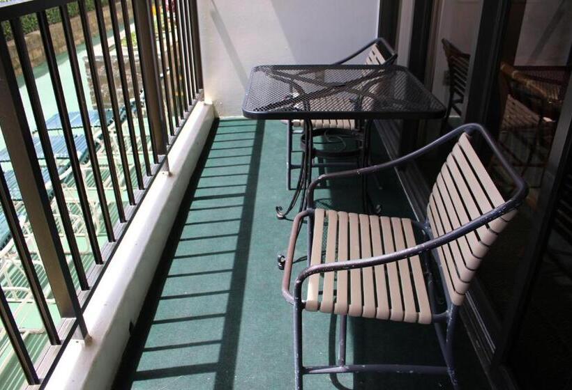 Apartamento 1 Dormitório com Terraço, Ponoaloha