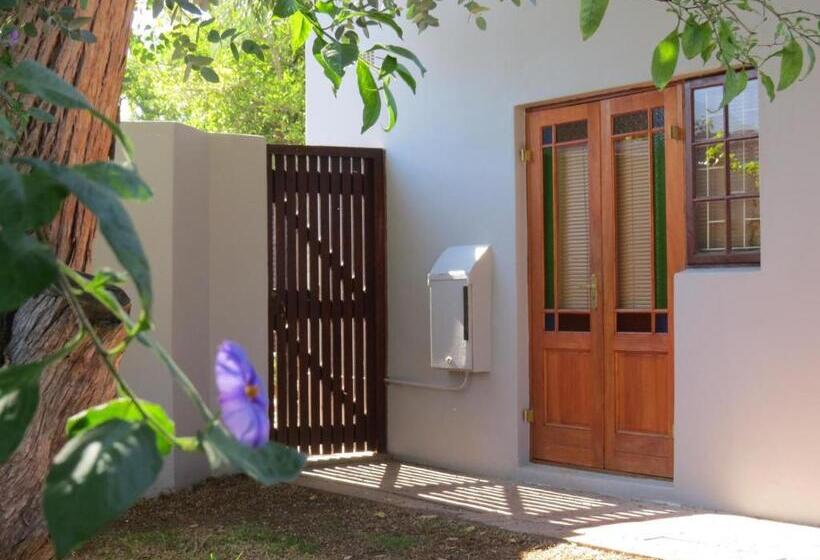 Номер Комфорт, Aviento Guesthouse