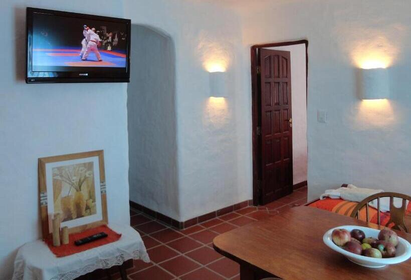 דירת חדר סופריור, El Faro De Carpier   Aparthotel & Restaurante Bar Cafetería