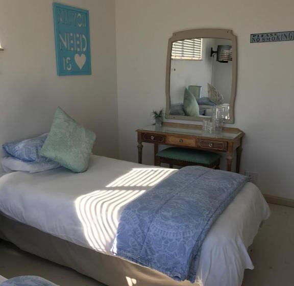 Четырехместный Номер Стандарт, Bay Breeze Guesthouse Selfcatering