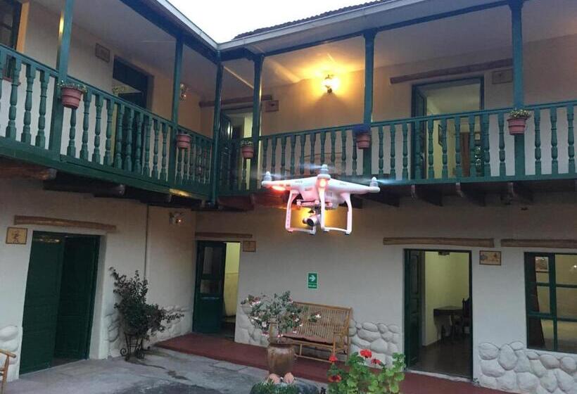 اتاق کلاسیک چهارنفره, Hospedaje La Florida