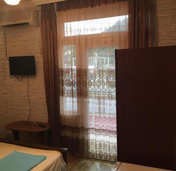 اتاق اکونومی, Guest House Roman/gonio